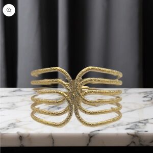 Elegant Gold Cuff Bracelet
